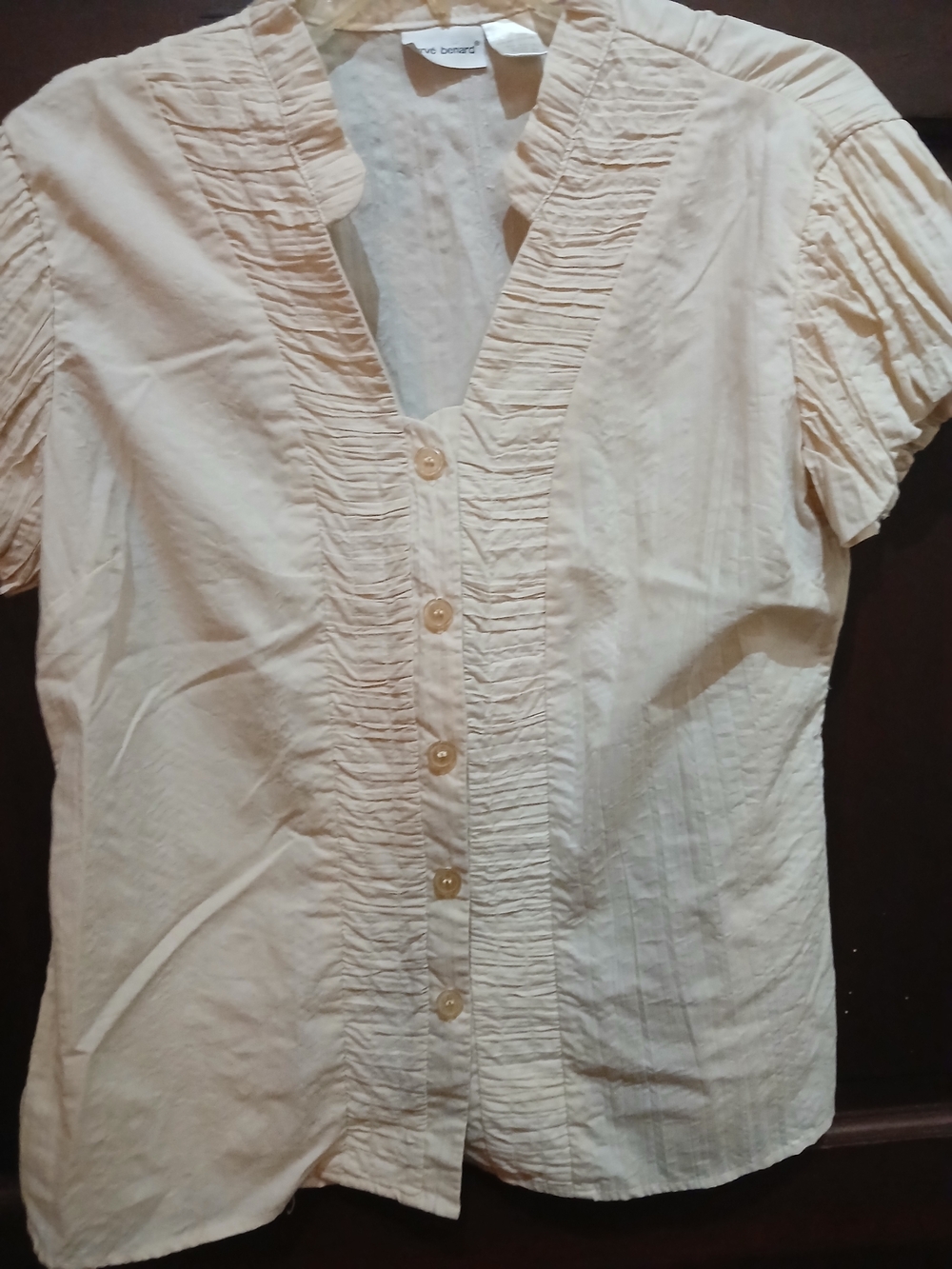Harve Benard Cream Button-Front Ruffled V-Neck Blouse Size L